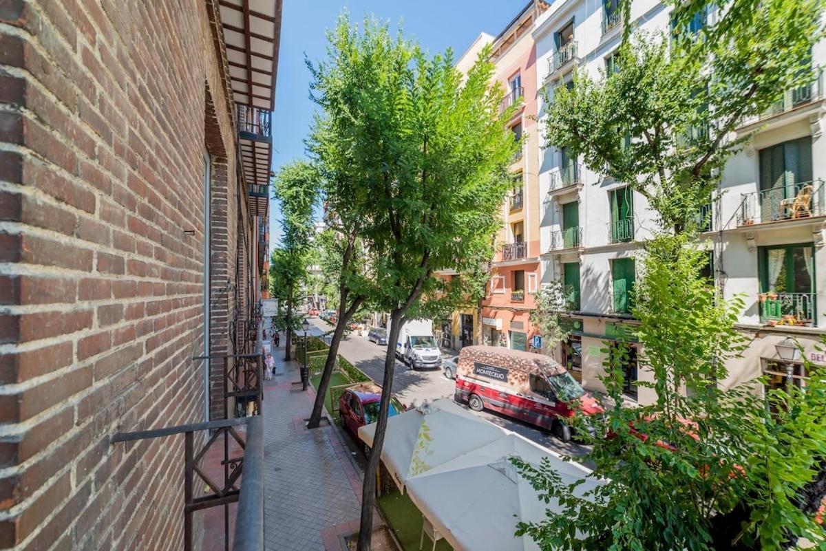 Encantador Apartamento Atocha Madrid Exterior photo